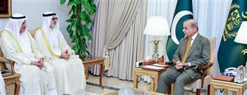 وزير خارجية الكويت يبحث مع رئيس وزراء باكستان تعزيز آفاق التعاون المشترك بين البلدين