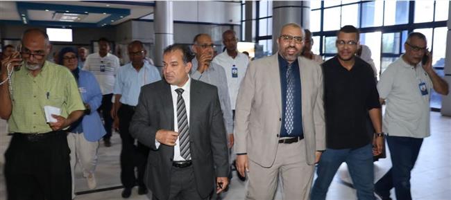 رئيس جامعة قنا: تعظيم الاستفادة من الأصول المتاحة لرفع كفاءة الأداء الإداري بالمستشفيات