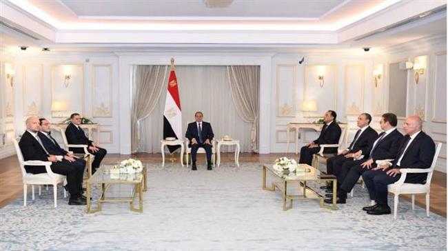 الرئيس السيسي: مصر دائمًا حريصة على استقرار وازدهار ليبيا 