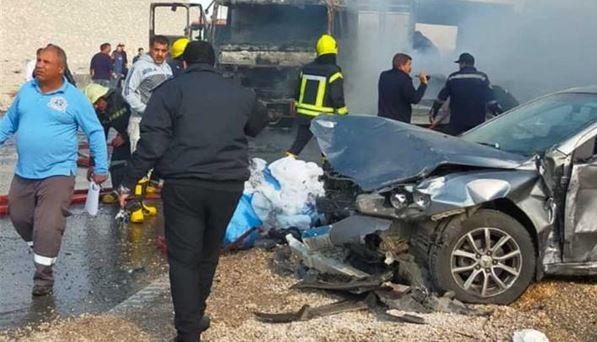 وفاة وإصابة 26 شخصًا في حادث تصادم بالتجمع الخامس