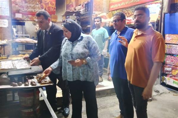 الإسكندرية.. حملة مكبرة للتفتيش على أحد منافذ بيع المخبوزات بمنطقة الفلكي