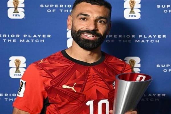 محمد صلاح يواصل احتفاله بصعود منتخب مصر لدور الـ16 بكأس العالم