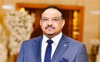 الفنان السوداني عاصم البنا يبارك فوز المنتخب المصري برسالة محبة وأخوة