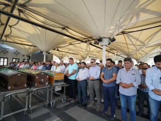 ما هي الشروط الواجبة لصحة صلاة الجنازة وكيفية أدائها؟