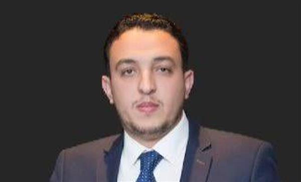 عضو اتحاد الكرة يبكى على الهواء: المصريين عاملين حالة فى أمريكا