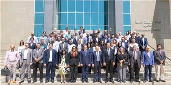 اقتصادية قناة السويس تبحث مع المستثمرين إعداد كوادر فنية تلبي احتياجات الصناعة