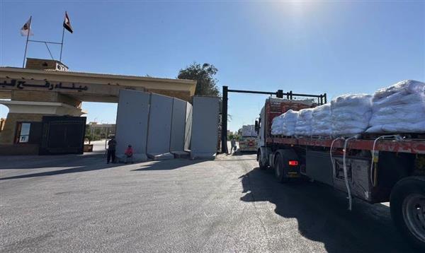 الهلال الأحمر المصري يطلق القافلة رقم 228 إلى قطاع غزة
