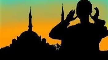 منها الترديد.. 5 أمور يستحب فعلها عند الأذان
