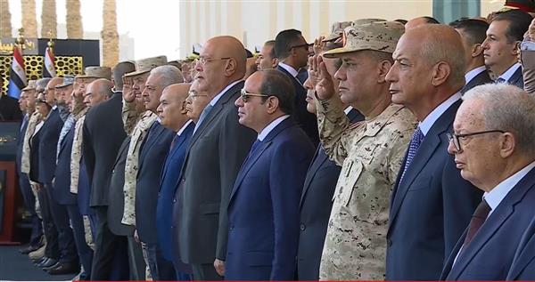 الرئيس السيسي يشهد استعراض إمكانيات أجهزة الدولة لمُجابهة الأزمات والكوارث.. بث مباشر
