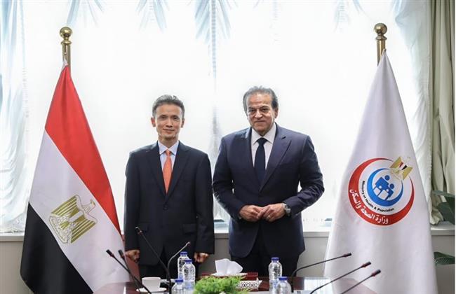 وزير الصحة يبحث مع شركة سامسونج للإلكترونيات في مصر تعزيز التعاون في التدريب الطبي