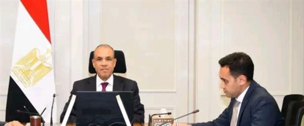 وزير الخارجية يبحث مع وزير خارجية سيشل سبل تعزيز العلاقات الثنائية والقضايا الاقليمية