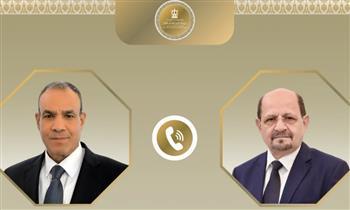وزير الخارجية يبحث مع نظيره اليمني جهود الإفراج عن البحارة المصريين المختطفين