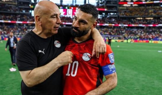 بعثة منتخب مصر تعود إلى القاهرة بعد انتهاء مشوار المونديال