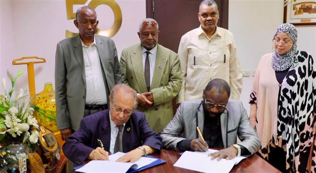 ديوان الزكاة ومركز الخبراء العرب يجددان شراكتهما لتطوير الكوادر الإدارية