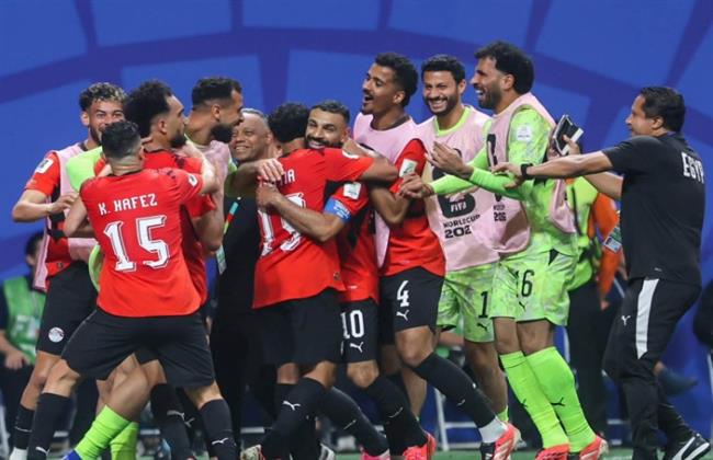 بعثة المنتخب الوطني تغادر فندق الإقامة في طريقها إلى مصر