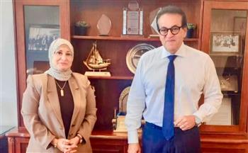   وزير الصحة ونقيب التمريض يبحثان تطوير منظومة التمريض والاستفادة من الكوادر المؤهلة