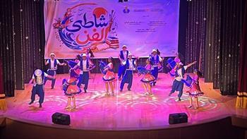 الفلكلور السكندري يزين حفلات «شاطئ الفن» بقصر ثقافة الغردقة