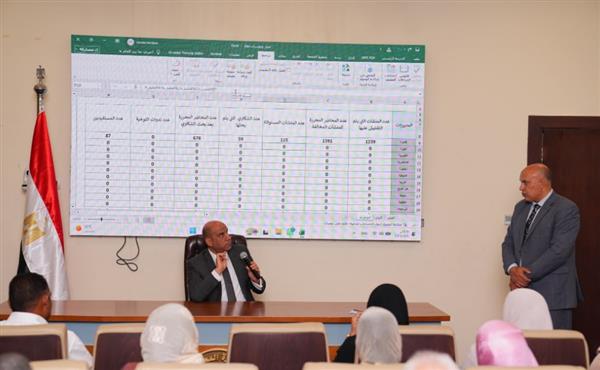 وزير العمل يوجه مفتشي السلامة والصحة المهنية بتكثيف التفتيش الميداني