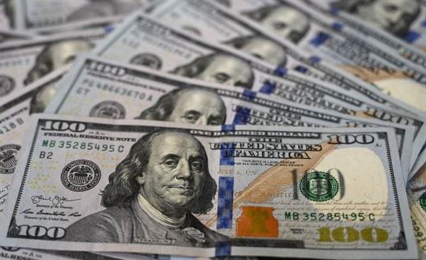 سعر الدولار اليوم.. تعرف على سعر الشراء والبيع