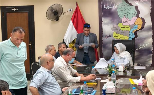 نائب محافظ القليوبية تبحث 25 طلبًا وشكوى وتوجه بسرعة اتخاذ الإجراءات اللازمة