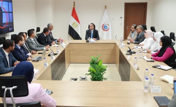 نائب وزير الصحة يبحث مع فودافون مصر و«STM» تعزيز التحول الرقمي
