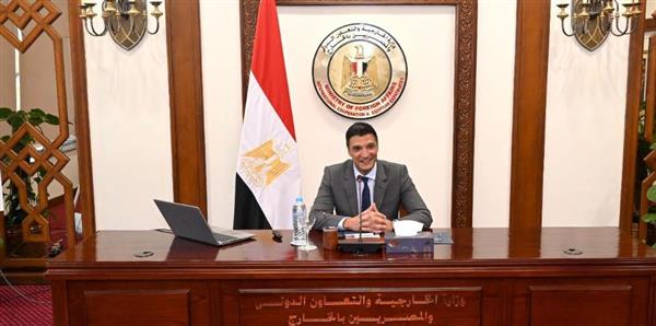 الصناعة تضع خطة عالمية لجذب التكنولوجيا والاستثمارات إلى مصر