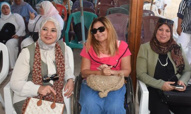 نائب محافظ الإسكندرية تزور شاطئ ذوي الإعاقة بالأنفوشي وتبحث سبل تعزيز الخدمات المقدمة لهم