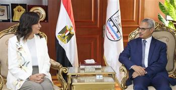 محافظ بني سويف يستقبل نبيلة مكرم