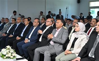   وزيرا الاستثمار والعمل ومحافظ القليوبية يشهدون إطلاق البوابة الإلكترونية لهيئة الاستثمار