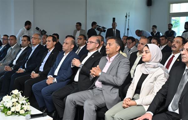 وزيرا الاستثمار والعمل ومحافظ القليوبية يشهدون إطلاق البوابة الإلكترونية لهيئة الاستثمار