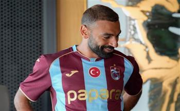 محمد صلاح كان قريبًا من بشكتاش.. رئيس النادي يكشف سبب فشل الصفقة