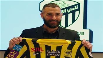خلاف مع إنزاجي يهدد استمرار بنزيما مع الهلال السعودي.. القصة الكاملة