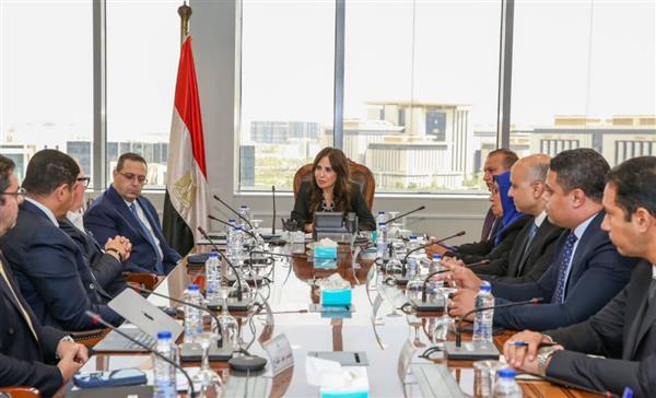 وزيرة الإسكان تلتقي الرئيس التنفيذي لـ"فوربس" العالمية لاستعراض مشروع الشركة في مصر