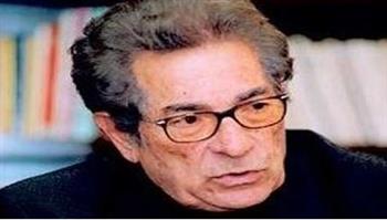   في ذكرى ميلاده.. أنيس منصور.. رحلة من الفلسفة إلى الصحافة وأدب الرحلات