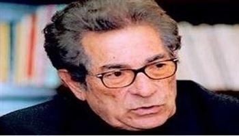 في ذكرى ميلاده.. أنيس منصور.. رحلة من الفلسفة إلى الصحافة وأدب الرحلات