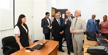   رئيس جامعة أسيوط يتفقد أنشطة التدريب الصيفي بمعهد تكنولوجيا المعلومات (ITI)