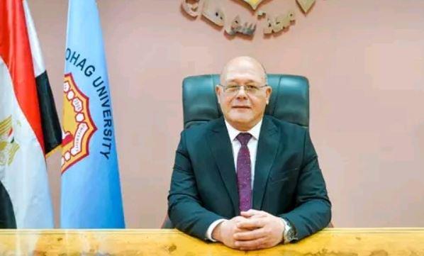جامعة سوهاج تعفي طلاب الدراسات العليا من ذوي الهمم من رسوم الفصل الصيفي