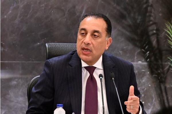 مدبولي يشهد مراسم تسليم وتسلم رئاسة الهيئة العامة لاقتصادية قناة السويس