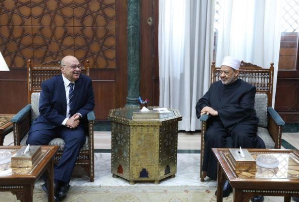 شيخ الأزهر يستقبل وفد نادي قضاة مصر.. وافتتاح فرع للرواق الأزهري بالنادي