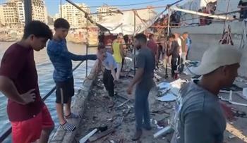 القاهرة الإخبارية: جيش الاحتلال الإسرائيلي ارتكب مجزرة في ميناء غزة بزعم استهداف عدد من قادة الفصائل