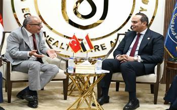 السفير التركي يبحث مع رئيس هيئة الرعاية الصحية تعزيز التعاون الطبي ودعم مرضى غزة