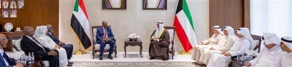 وزير الخارجية الكويتي يبحث مع نظيره السوداني آخر التطورات الإقليمية
