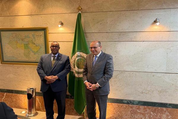 سفير الصومال بالقاهرة يشيد بالدور المصري في دعم الصومال و الأمة العربية