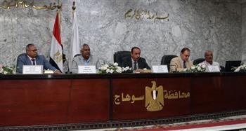   محافظ سوهاج يفتتح البرنامج التدريبي لتنمية مهارات قيادات العمل 