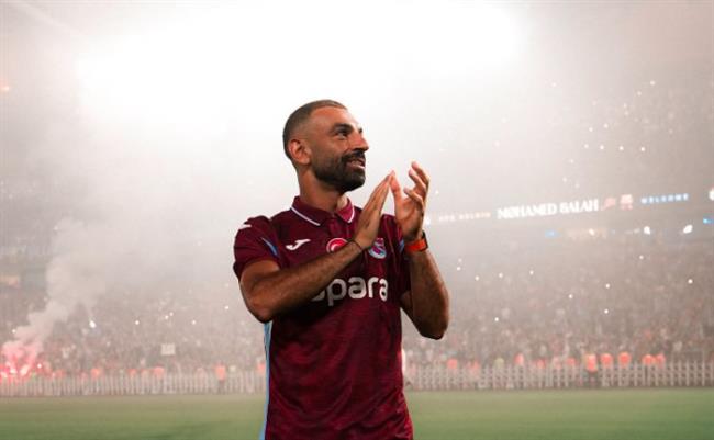 محمد صلاح يقود هجوم طرابزون أمام فيرينكفاروسي في الدوري الأوروبي