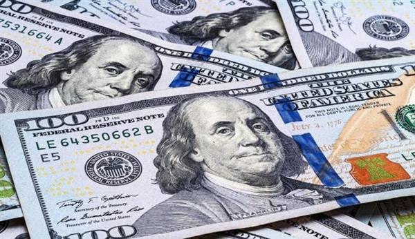 سعر الدولار اليوم.. مفاجأة في حركة العملة الأمريكية