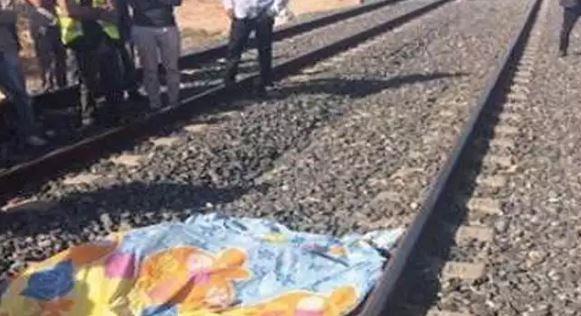مصرع 4 عمال أسفل عجلات قطار في محطة "شين-كانوما" باليابان