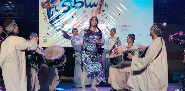 «شاطئ الفن» ببورسعيد يجمع الموسيقى العربية والغربية والفنون الشعبية