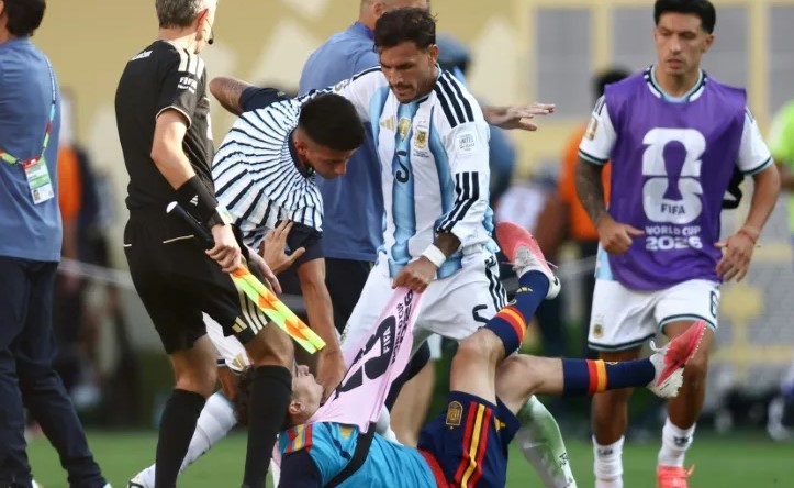 فيفا يعلن عقوبات أحداث نهائي كأس العالم 2026.. الأرجنتين تدفع الثمن
