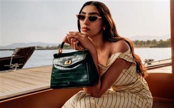   جورجيو ارماني تقدم مجموعة الحقائب الأيقونية يهود عمرها 40 عاماً
